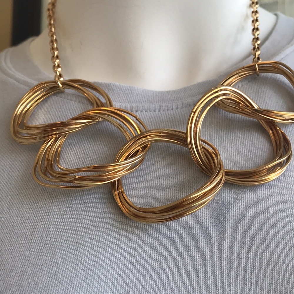 Gold Tone Wire Necklace - Picture 2 of 4